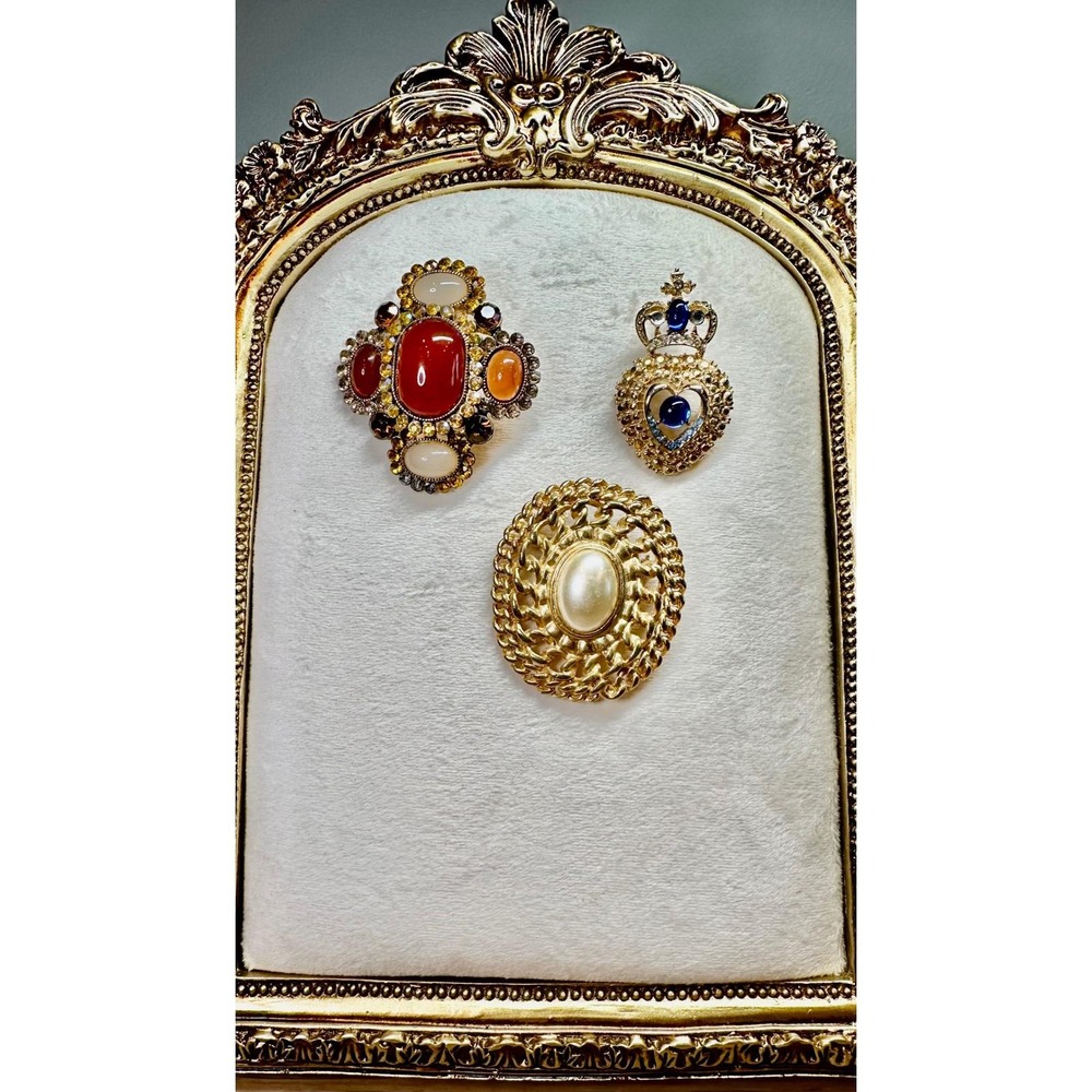 Vintage Brooch Lot 3 Pc Faux Pearl Red Cabochon Crown Pin Jewelry - Picture 2 of 14